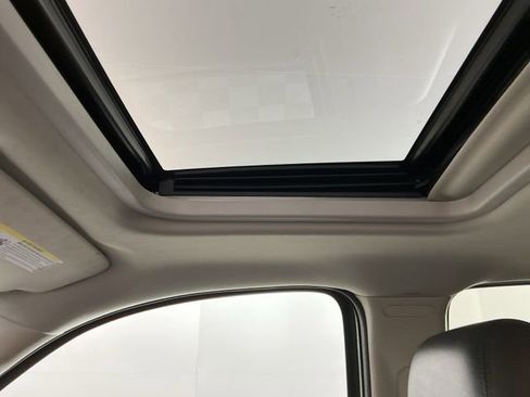 Used 2012 Chevrolet Suburban LTZ AWD/4WD image 20