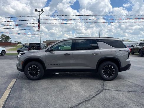 New 2026 Chevrolet Traverse Z71 w/ Driver Confidence Package AWD/4WD image 8