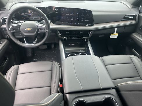 New 2026 Chevrolet Suburban Premier AWD/4WD image 14