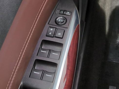 Used 2017 Acura TLX V6 w/ Advance Package image 21
