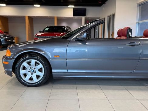 Used 2001 BMW 325Ci Convertible RWD image 9