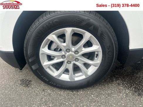 Used 2021 Chevrolet Equinox LT image 22