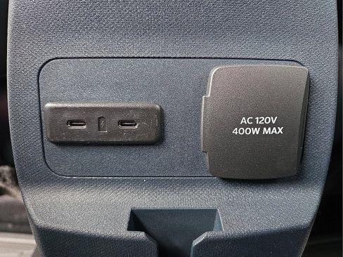 New 2026 Ford Maverick Lariat w/ Black Appearance Package AWD/4WD image 13