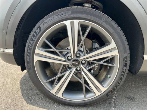 New 2026 Genesis GV80 3.5T e-SC AWD/4WD image 13