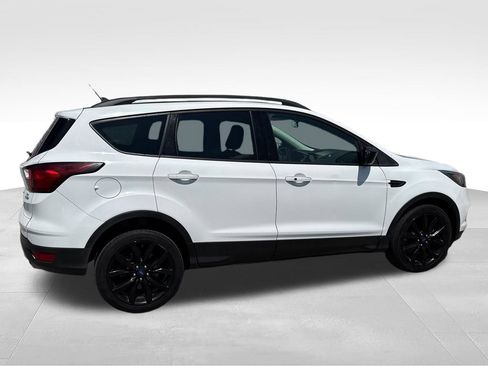 Used 2019 Ford Escape SE AWD/4WD image 3