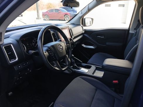 Used 2023 Nissan Frontier SV w/ SV Convenience Package image 29
