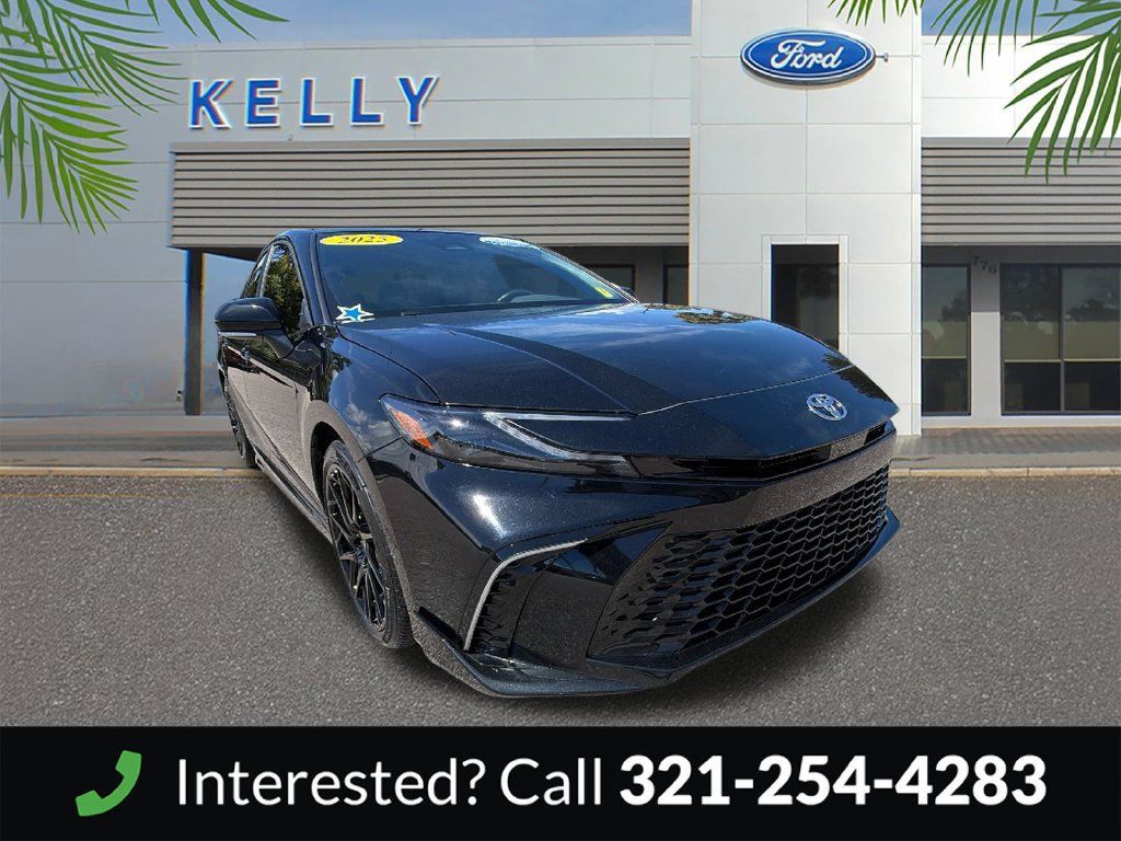 Used 2026 Toyota Camry XSE FWD image 9