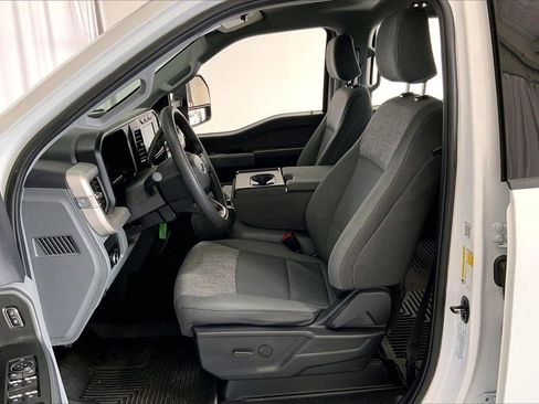 Used 2023 Ford F250 XLT w/ FX4 Off-Road Package image 13