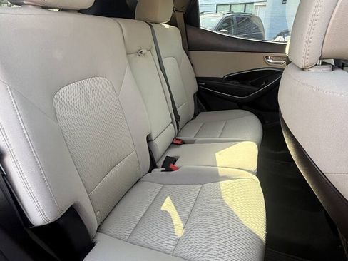 Used 2017 Hyundai Santa Fe Sport AWD/4WD image 16