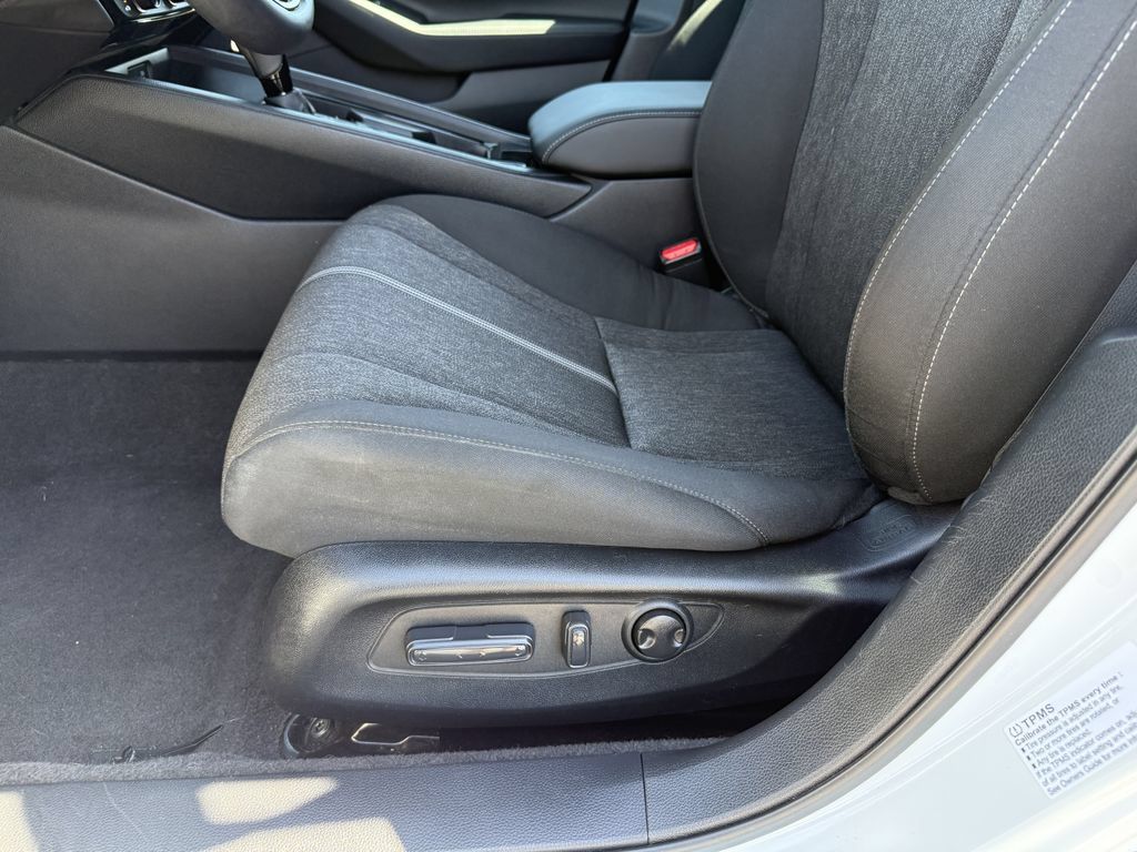 Certified 2024 Honda Accord Sport image 11