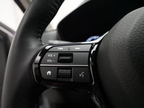 Used 2025 Honda CR-V EX-L image 18