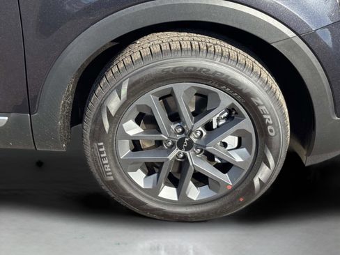 New 2025 Kia Telluride LX image 9