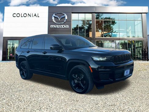 Used 2021 Jeep Grand Cherokee L Laredo image 1