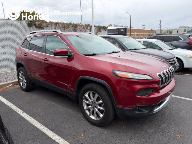 Used 2014 Jeep Cherokee Limited w/ Luxury Group AWD/4WD image 1