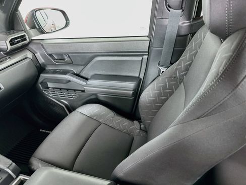 Certified 2026 Toyota Tacoma SR5 AWD/4WD image 23