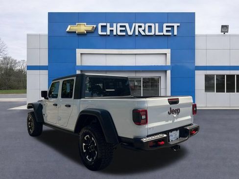 Used 2026 Jeep Gladiator Rubicon AWD/4WD image 5