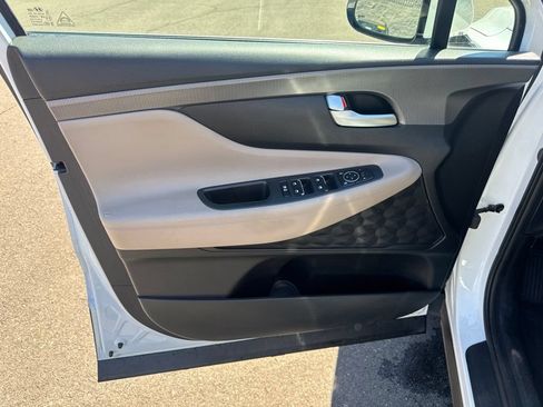 Used 2019 Hyundai Santa Fe SEL AWD/4WD image 18