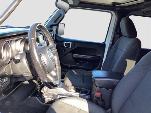 Used 2020 Jeep Wrangler Unlimited Sport image 14