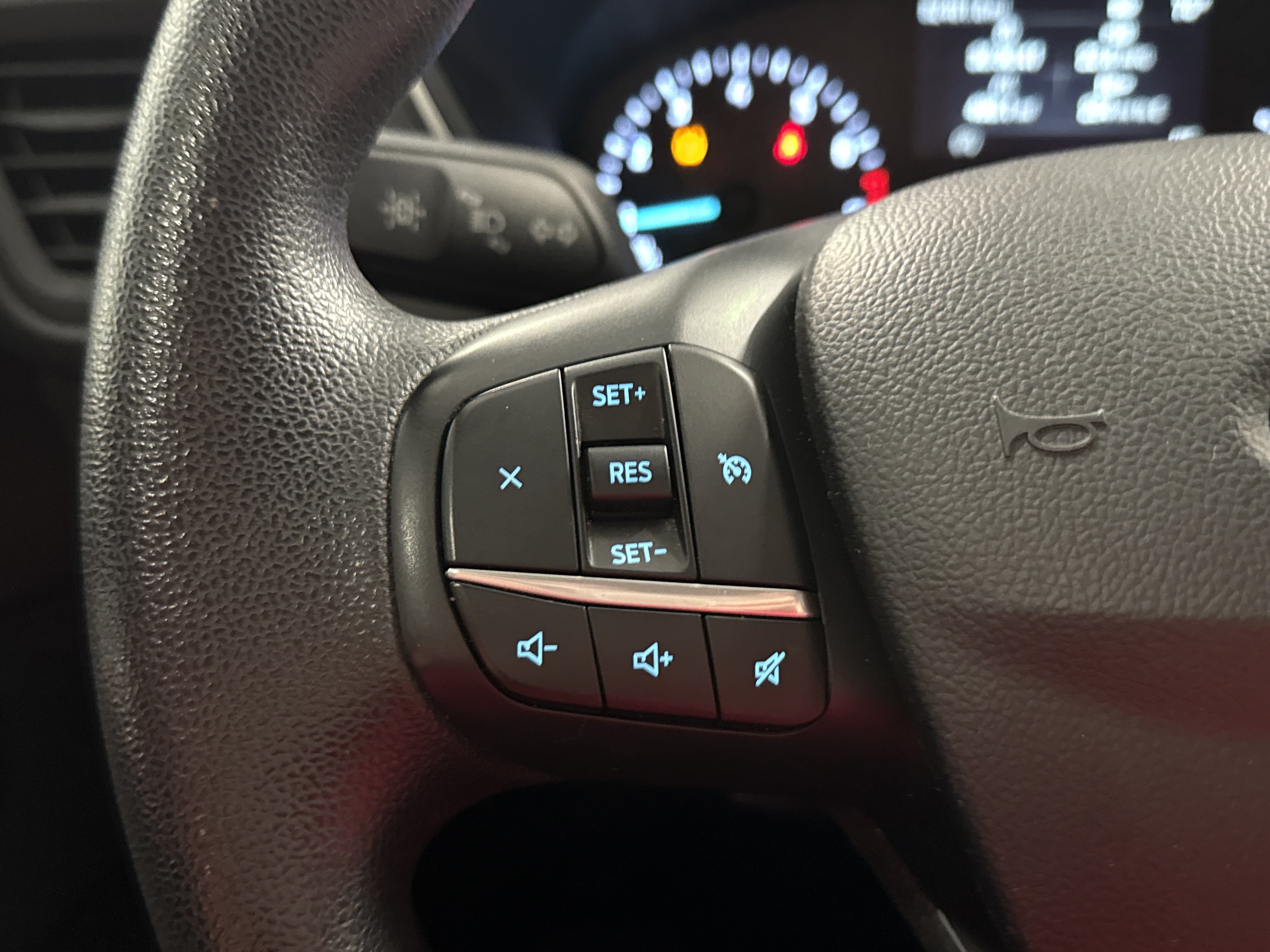 Used 2020 Ford Escape SE AWD/4WD image 18