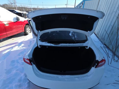 Used 2017 Chevrolet Malibu LT w/ Leather Package image 14