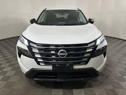 Certified 2025 Nissan Rogue S image 8