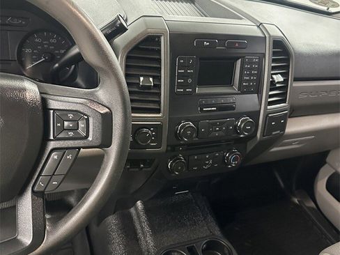 Used 2018 Ford F350 XL image 16