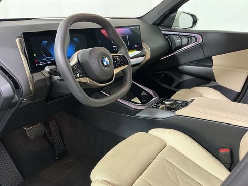 Certified 2025 BMW X3 xDrive30i w/ Convenience Package image 21