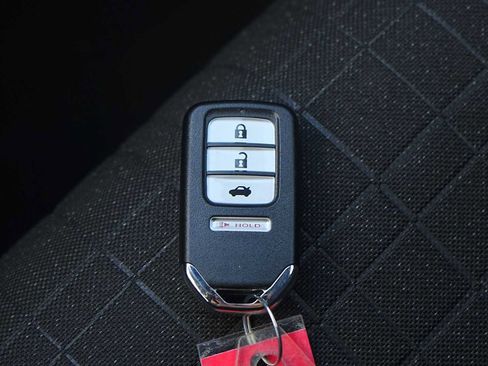 Used 2024 Honda HR-V Sport image 28