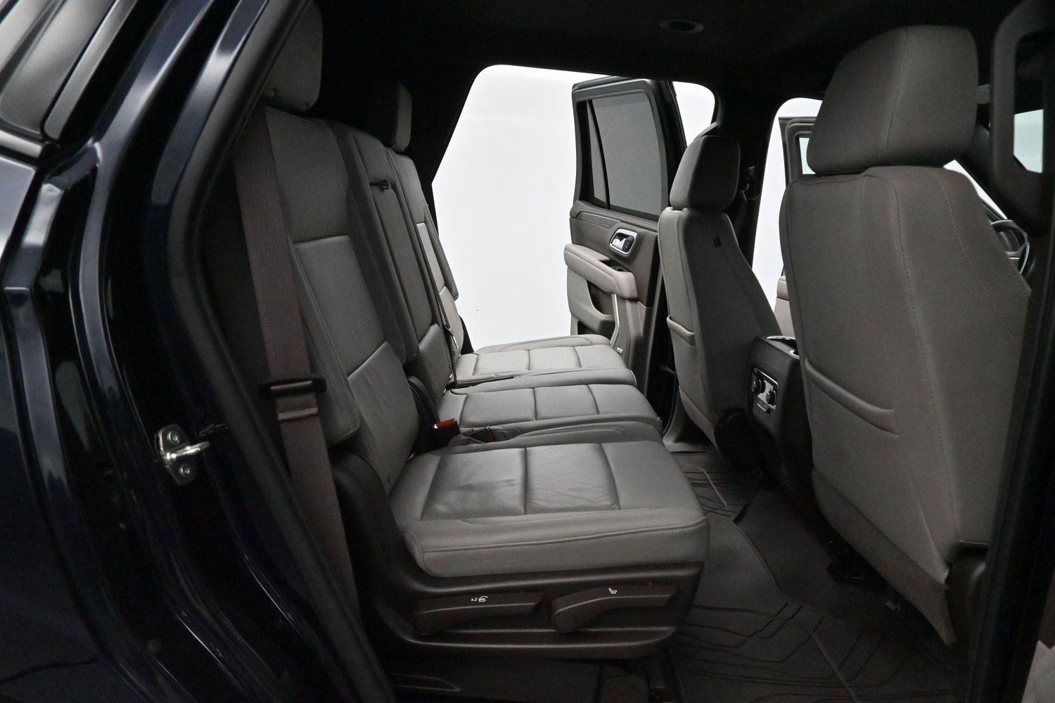 Used 2021 Chevrolet Tahoe Z71 AWD/4WD image 37