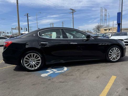 Used 2016 Maserati Ghibli image 4