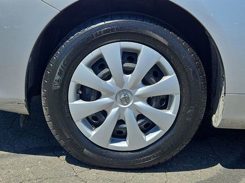 Used 2010 Toyota Corolla FWD image 9
