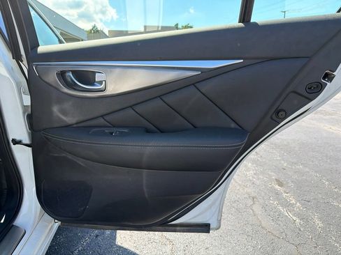 Used 2016 INFINITI Q50 3.0t Premium w/ 3.0T Premium Plus Package AWD/4WD image 22