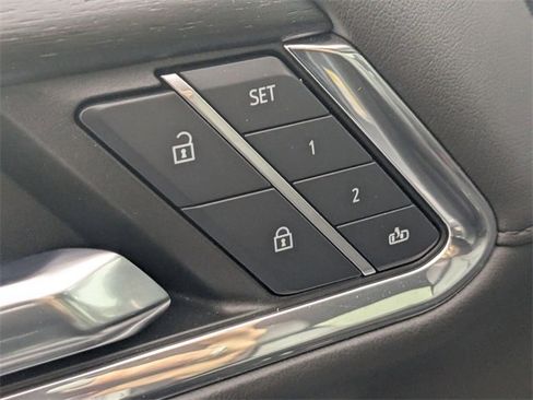 Used 2024 GMC Sierra 1500 Denali image 11