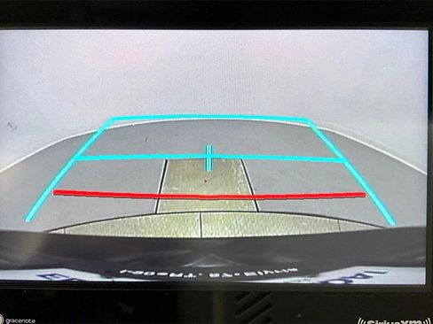 Used 2022 Toyota Camry LE image 22