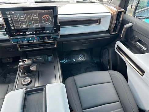 Used 2024 GMC Hummer EV 3X w/ Omega Edition image 18