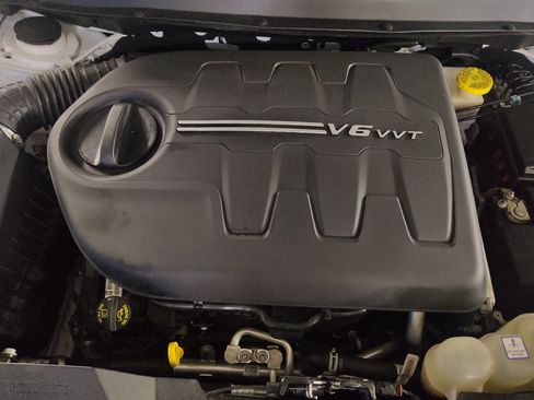 Used 2022 Jeep Cherokee Latitude Lux FWD image 30