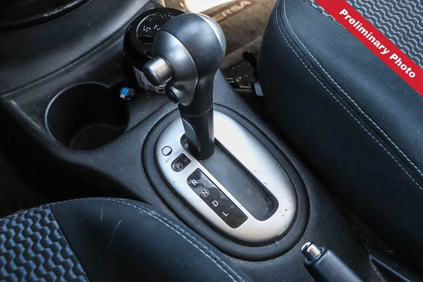 Used 2015 Nissan Versa Note SV FWD image 17