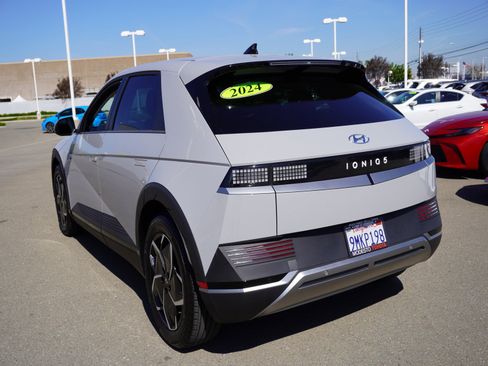 Used 2024 Hyundai Ioniq 5 SE image 8