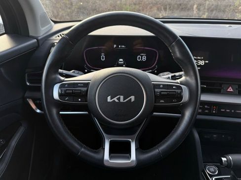 Certified 2023 Kia Sportage EX image 21