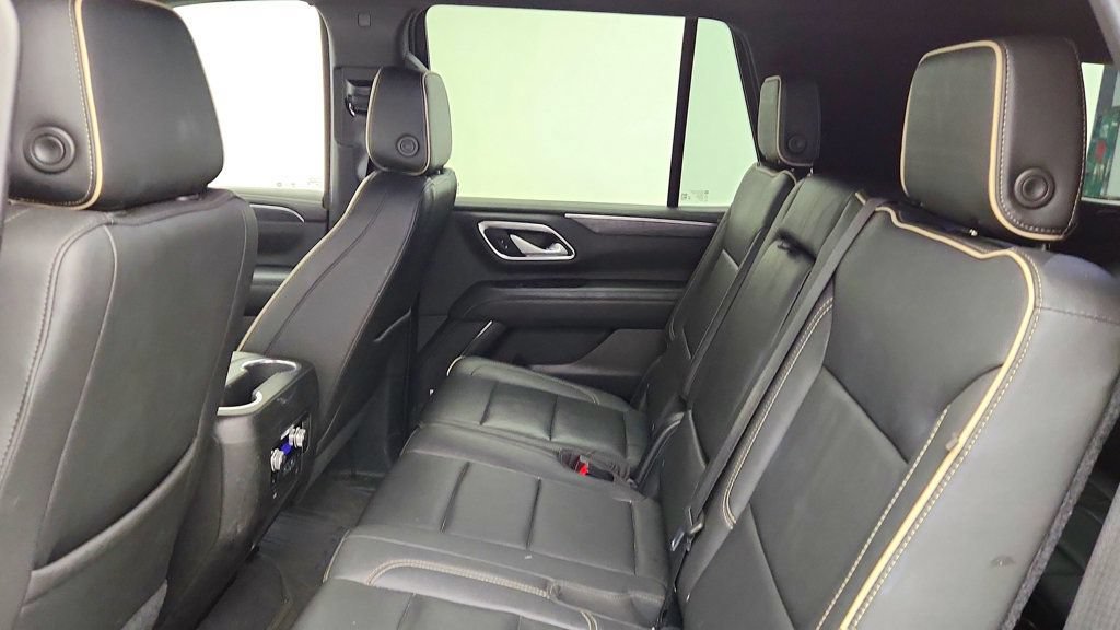 Used 2021 GMC Yukon SLT w/ SLT Luxury Package AWD/4WD image 19