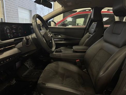 Used 2023 Nissan Ariya ENGAGE image 17