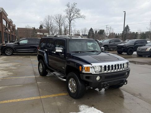 Used 2008 HUMMER H3 Luxury image 4
