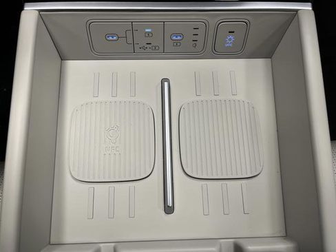 Used 2024 Hyundai Santa Fe Limited image 26