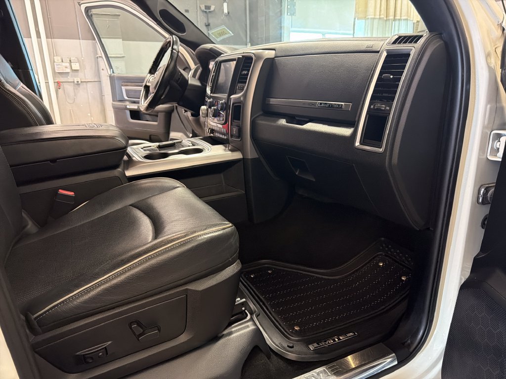 Used 2016 RAM 1500 Limited AWD/4WD image 20