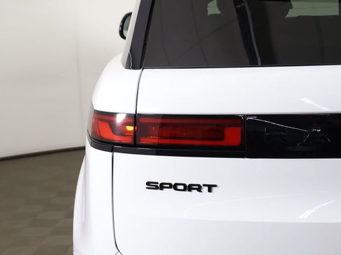 Used 2023 Land Rover Range Rover Sport SE Dynamic AWD/4WD image 19