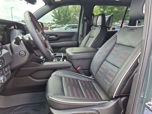 New 2026 GMC Yukon XL AT4 Ultimate AWD/4WD image 21