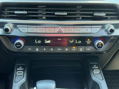 Used 2022 Kia Telluride S AWD/4WD image 16