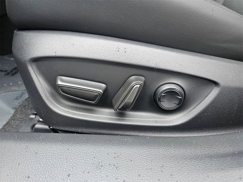 New 2026 Toyota Prius XLE image 23