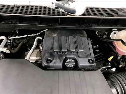 Used 2021 Chevrolet Silverado 1500 LT AWD/4WD image 33