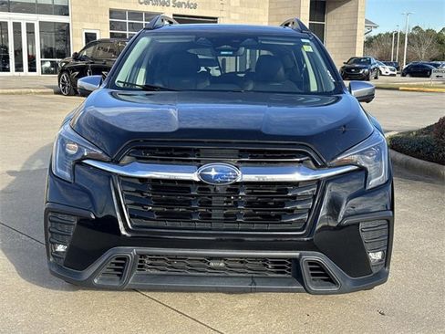 Used 2023 Subaru Ascent Limited w/ Technology Package image 2